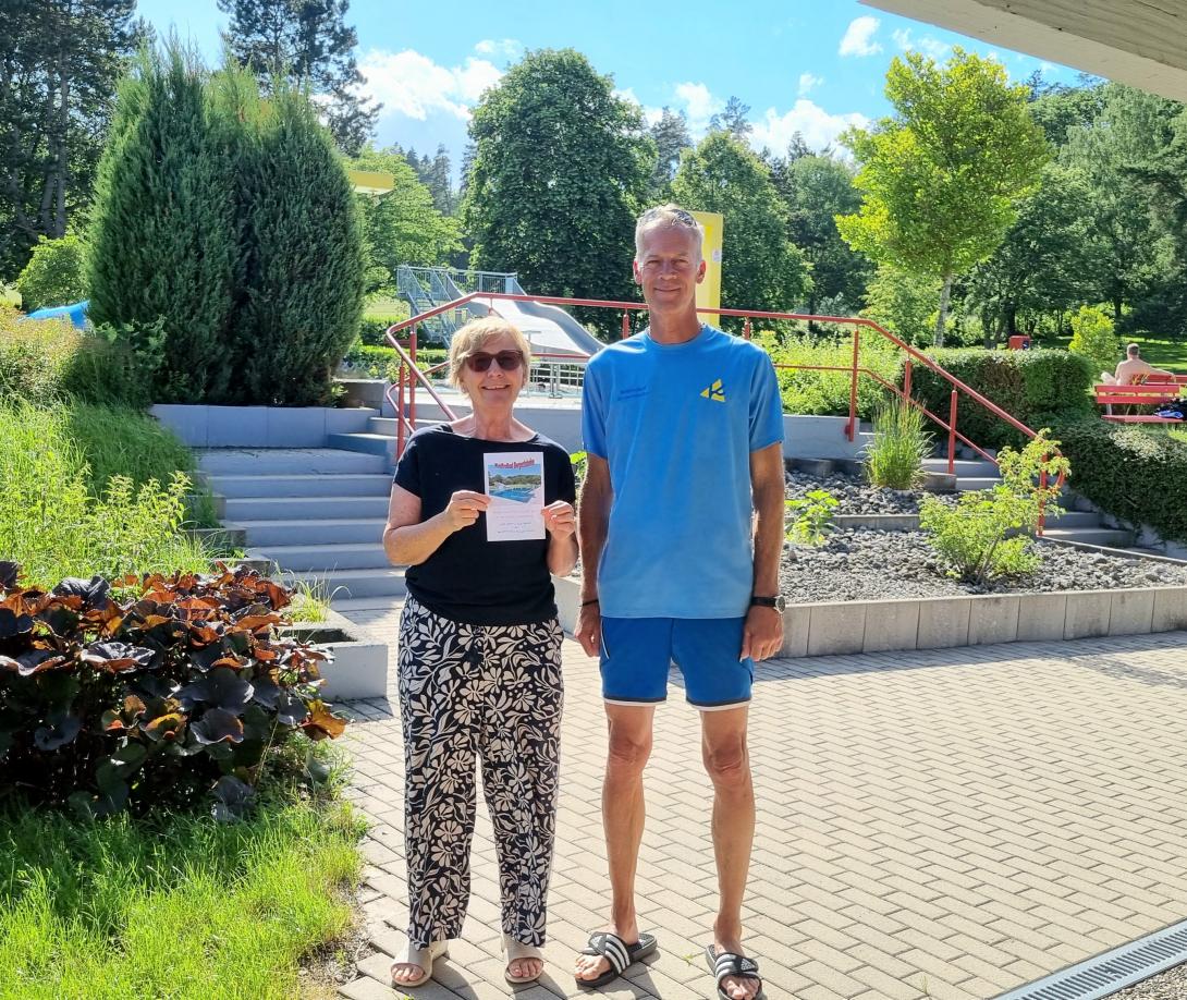 5.000. und 10.000. Besucher im Waldfreibad Bergertshofen